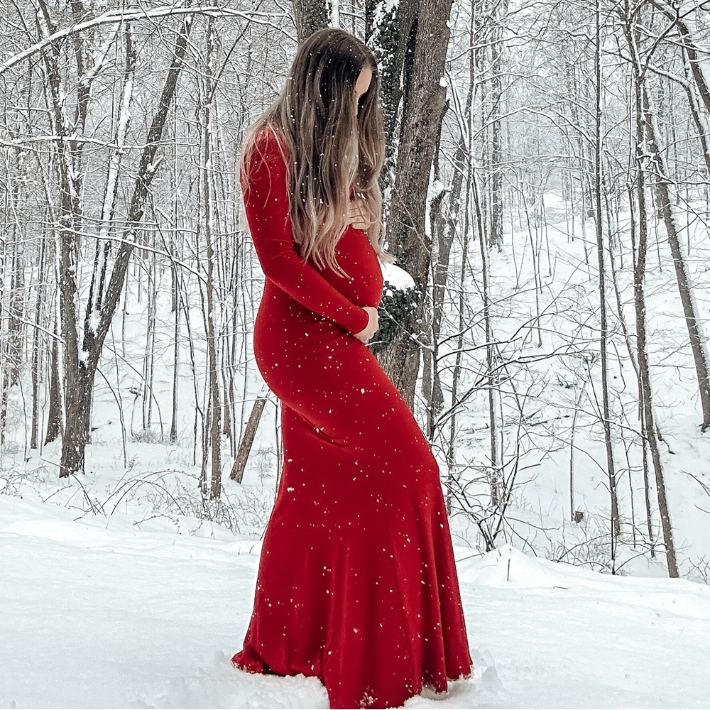 Maternity Red Long Sleeve Maxi Dress - Sleek Silhouette